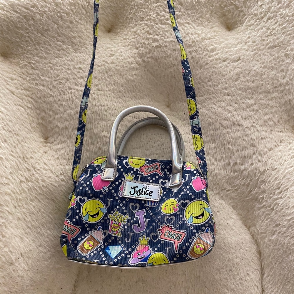Girl’s justice bag